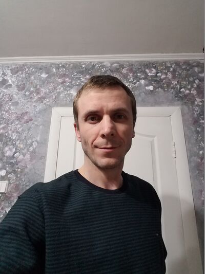  ,   Anatolii, 39 ,   ,   , c 