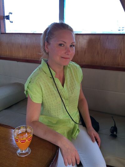  ,   Lara, 52 ,   ,   , c 