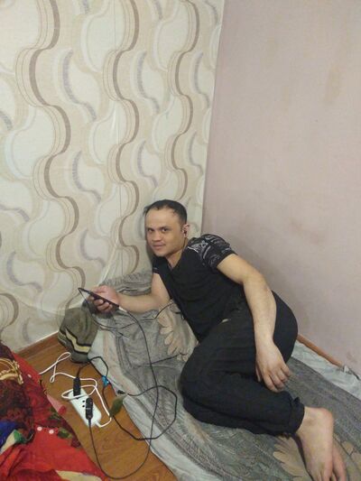  ,   Adgula, 37 ,  