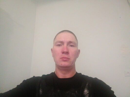  ,   Aleks, 34 ,   ,   