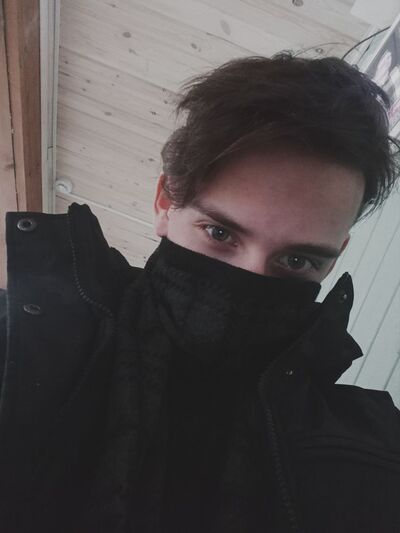  ,   Alik, 22 ,   ,   , c , 