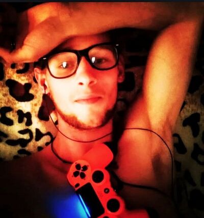  ,   AlexWait, 32 ,     , c 