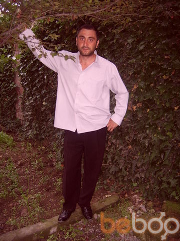  ,   Alex, 44 ,  