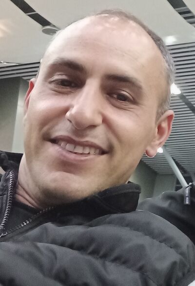  -,   Armen, 38 ,   ,   