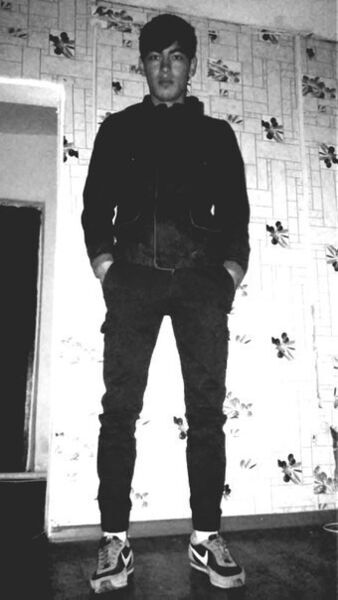  ,   Naim, 40 ,   ,   , c 