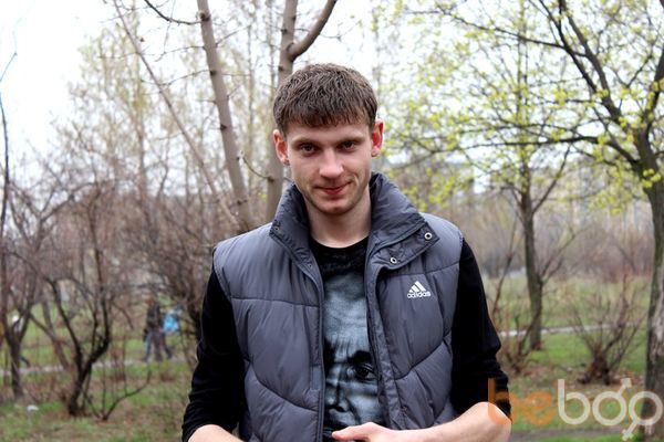   ,   Demetriss, 37 ,  