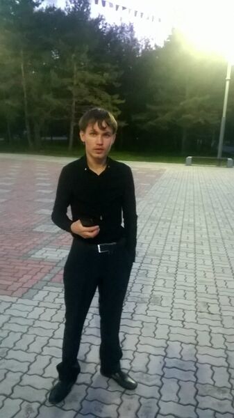  --,   Toni, 29 ,   