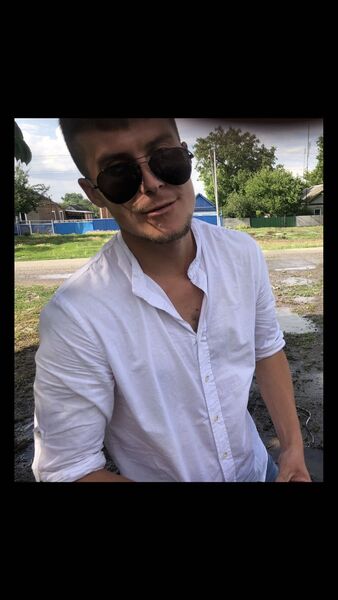  ,   Igor, 33 ,   ,   , c , 