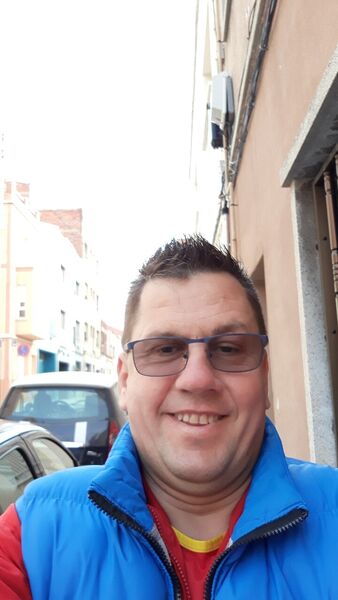  ,   Cristi, 49 ,   ,   