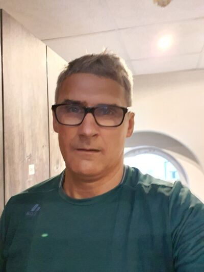  ,   Igor, 64 ,   ,   , c 