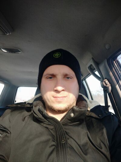  ,   Aleks, 33 ,   ,   