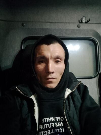  ,   Raqik, 37 ,   ,   