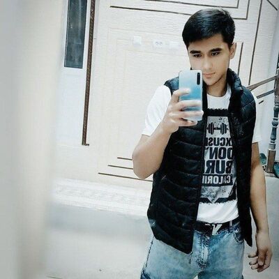   ,   Ali, 21 ,   ,   