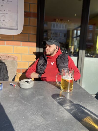  Sodertalje,   , 27 ,   ,   