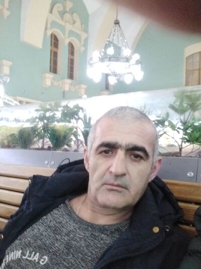  ,   Armen, 46 ,   ,   