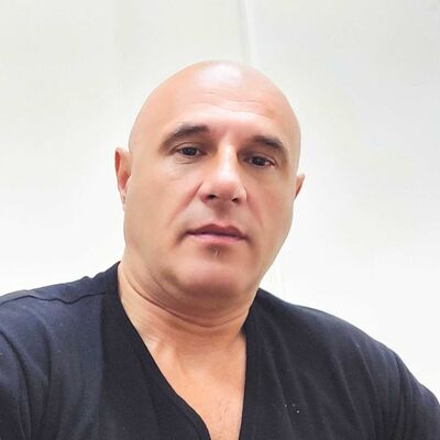  ,   Elvano, 54 ,   c 