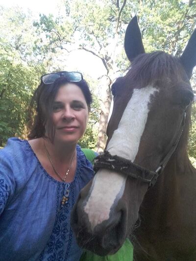  Bianco,   Lena Kiev, 56 ,   ,   , c 