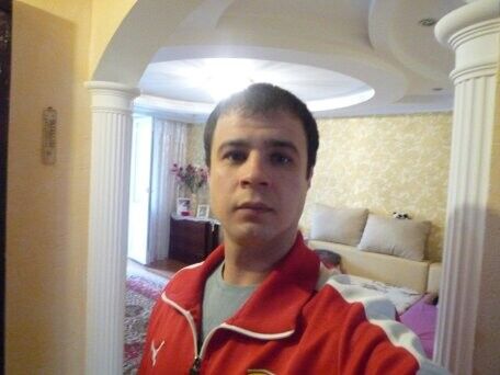  ,   Eduard, 40 ,  