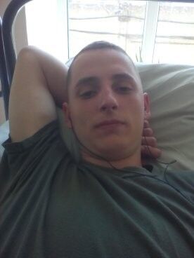  9954969  Vladislav, 32 ,     