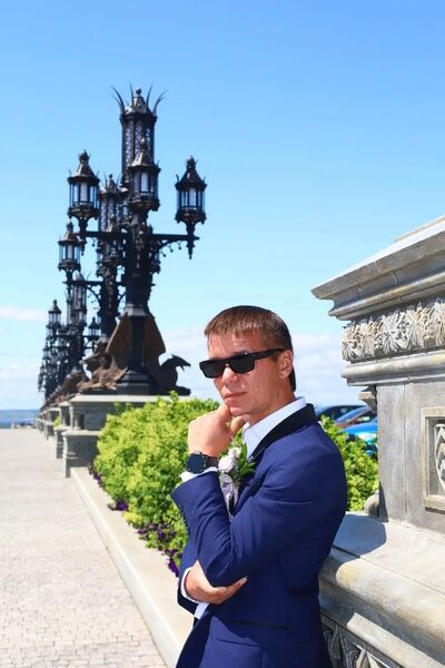  ,   Alexander, 35 ,     , c 