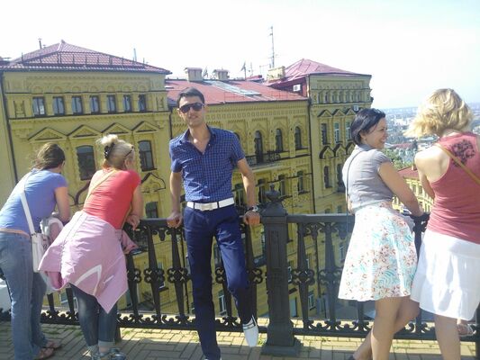  ,   Andre, 42 ,     , c 