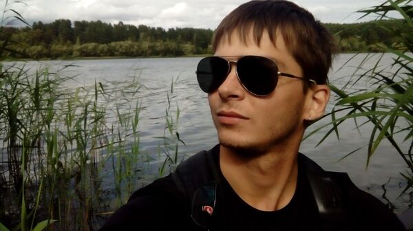  ,   Maks, 25 ,   ,   , c , 