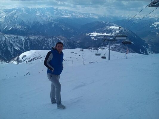  ,   Giorgi, 37 ,   