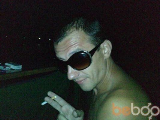  ,   Tomas, 46 ,   ,   , c 