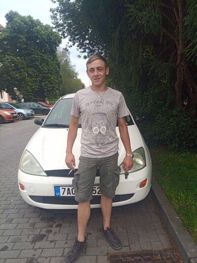  ,   Pesteanupetr, 26 ,   ,   , c 