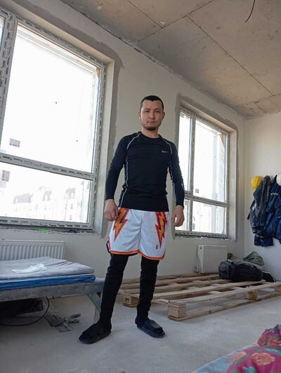  ,   Islomjon, 29 ,   ,   