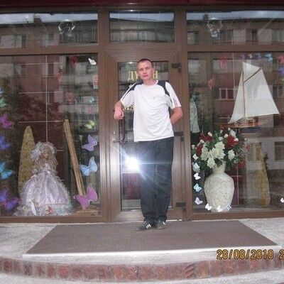  ,   Dmitrii, 40 ,   ,   , c 