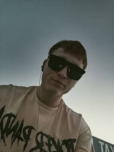  ,   Snezh, 24 ,   ,   