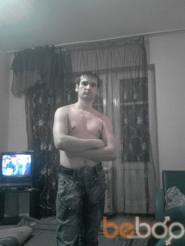  ,   Mihail, 39 ,   