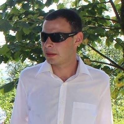  ,   Nikita, 34 ,   