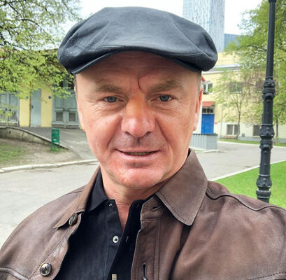  ,   King Napier, 67 ,   ,   , c 