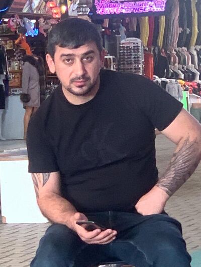  ,   Ali, 39 ,     , c 