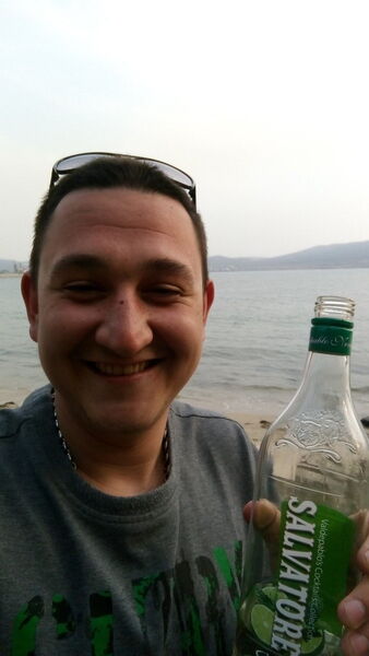  ,   Aleksandr, 37 ,   ,   , c 