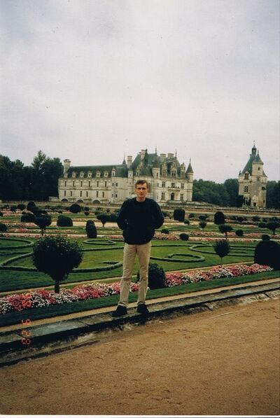 ,   Arturs, 57 ,     , c 