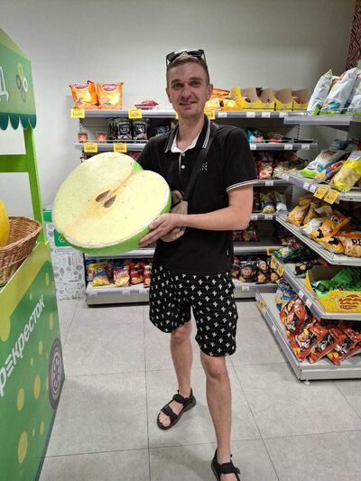  ,   Max, 28 ,   ,   