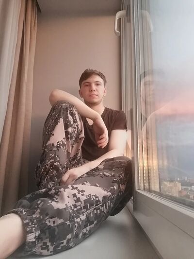  ,   Mikhail, 26 ,   ,   , c , 