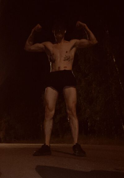  ,   Anton, 30 ,   ,   , c 