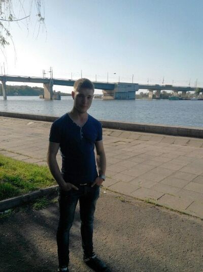  ,   Timur, 32 ,   