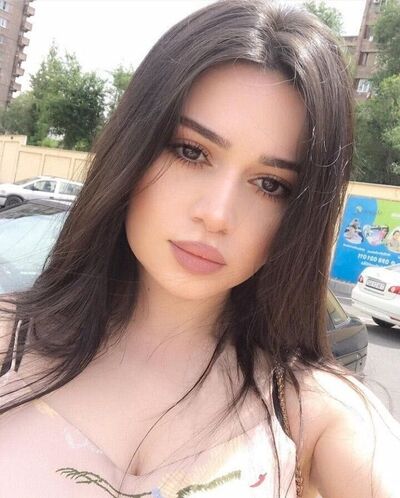  Barcelona,   Armine, 23 ,   ,   , c 