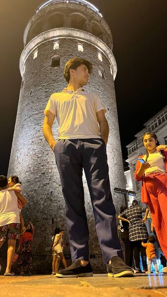  ,   Akobir, 25 ,   ,   