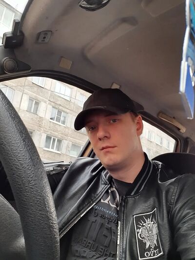  ,   Mikhail, 34 ,   ,   