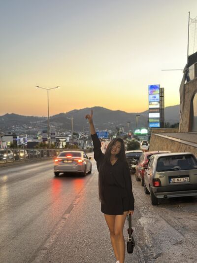  ,   Naz, 21 ,   ,   