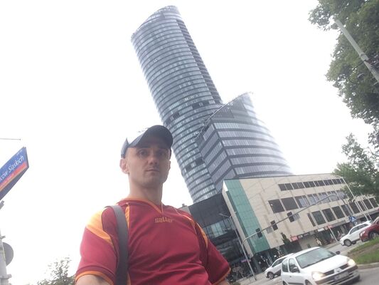 ,   Garik, 44 ,   ,   , c 