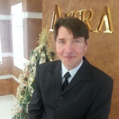  ,   Edvard, 53 ,   ,   