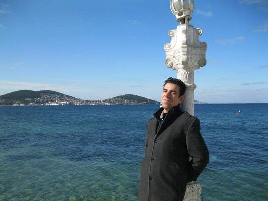  ,   Cihan, 44 ,   ,   