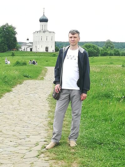  ,   Sergeii, 49 ,     , c 